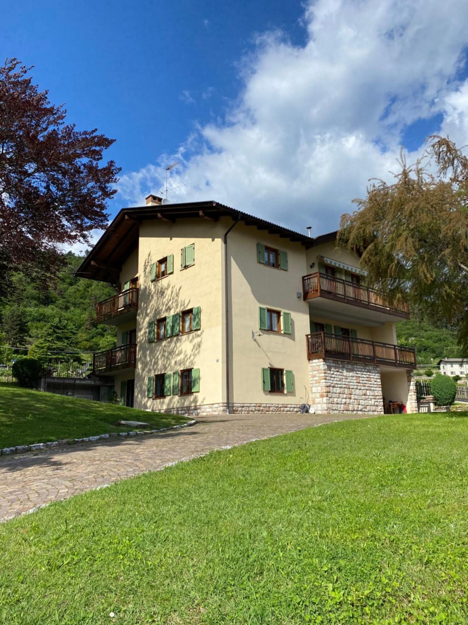 B&B La Casa In Collina Trient Exterior foto