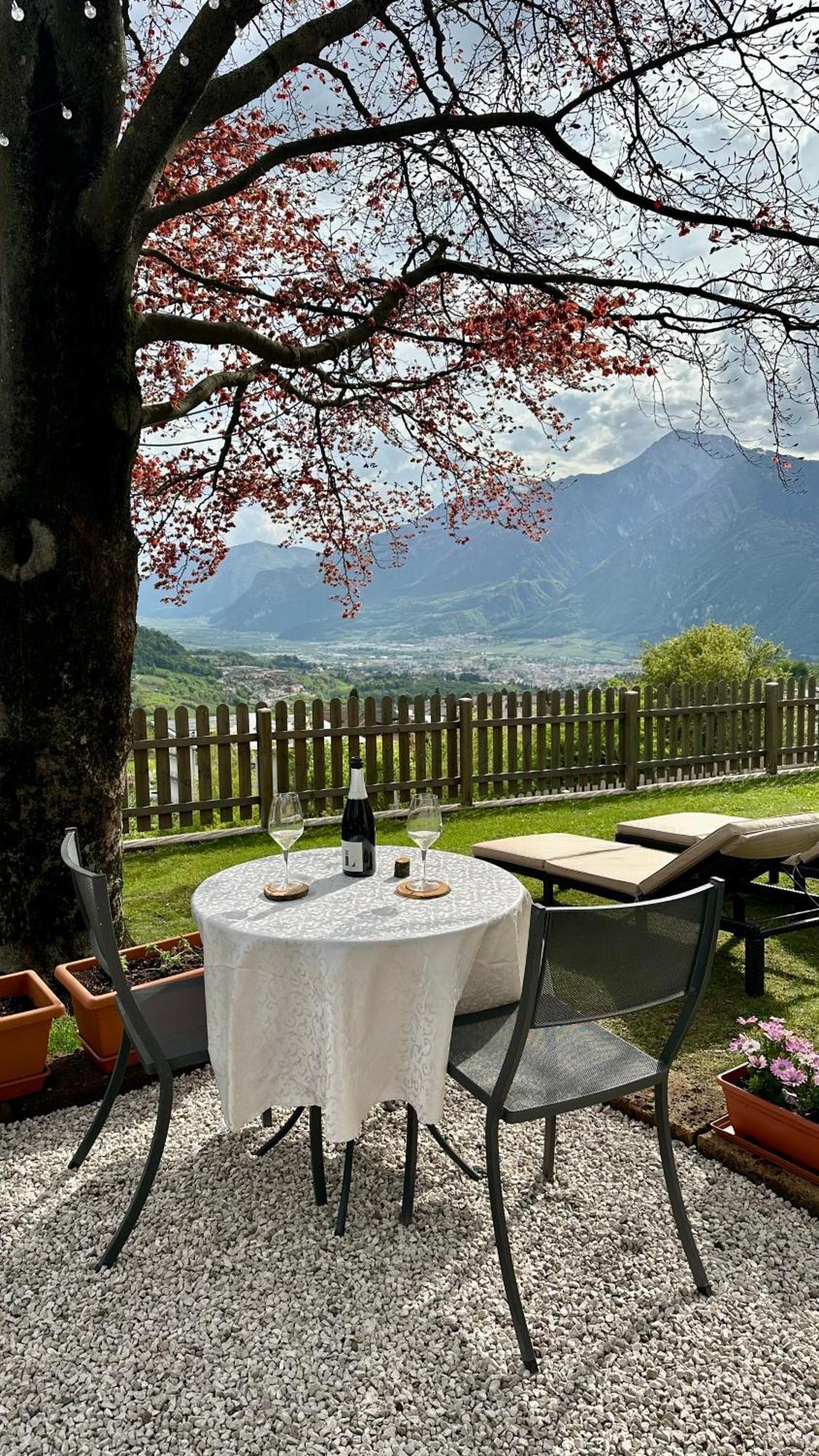 B&B La Casa In Collina Trient Exterior foto